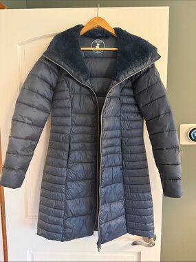 Save the Duck Long Quilted Puffer Coat with Faux Fur Collar size “2” .  (Medium)